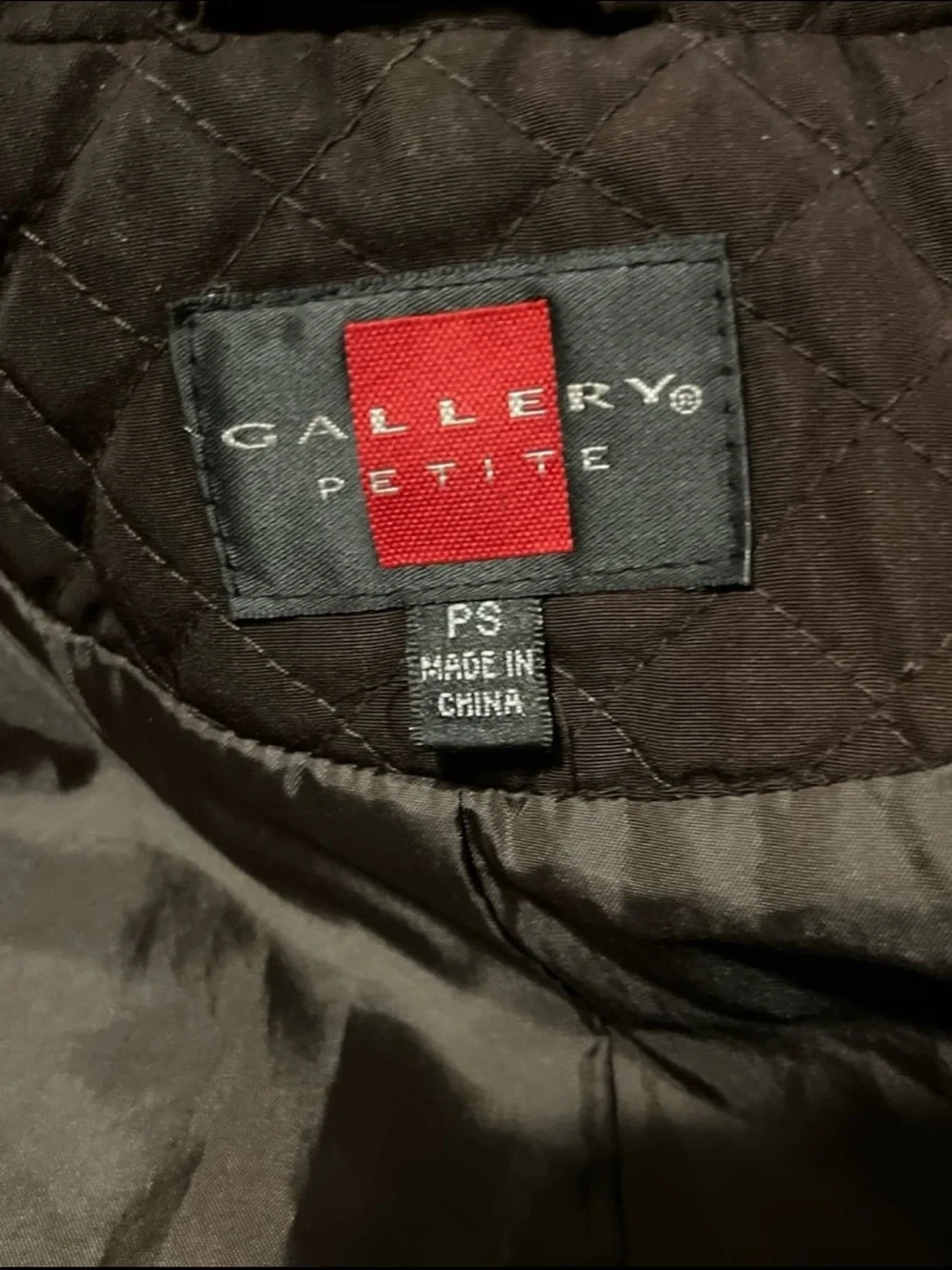 Quilted Zip-Up Puffer Jacket in Dark Brown Size Petite Small